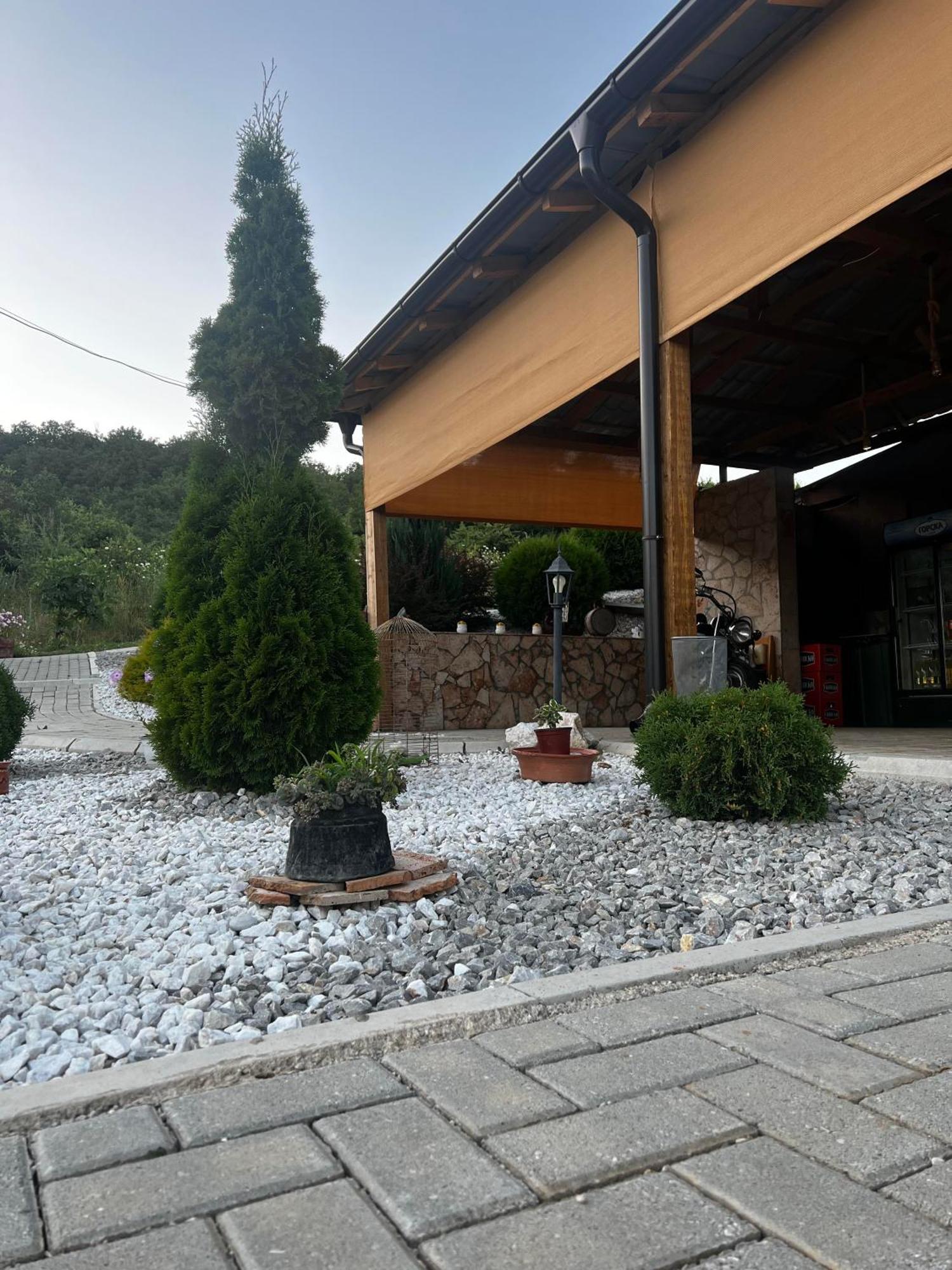 Complex Praga Hotel Gorno Lakocerej Екстериор снимка